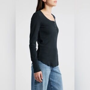 Treasure & Bond Ribbed Scoop Neck Henley Long Sleeve Top